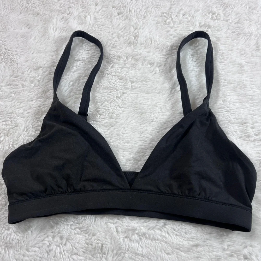 Skims Women's‎ Onyx Black Triangle Bralette Adjustable Straps Size XS 1687 NWOT - Picture 3 of 9